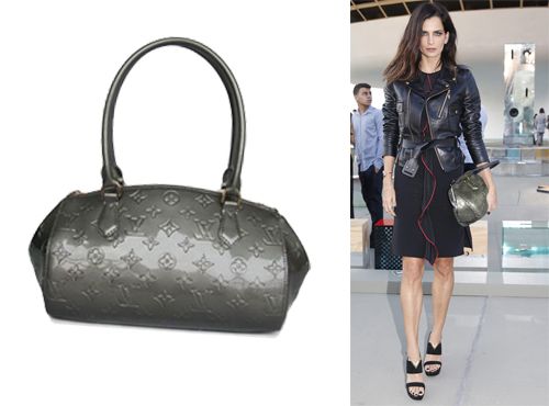 Микроскопическую сумку Louis Vuitton от Mschf продали за 63 тыс. долларов